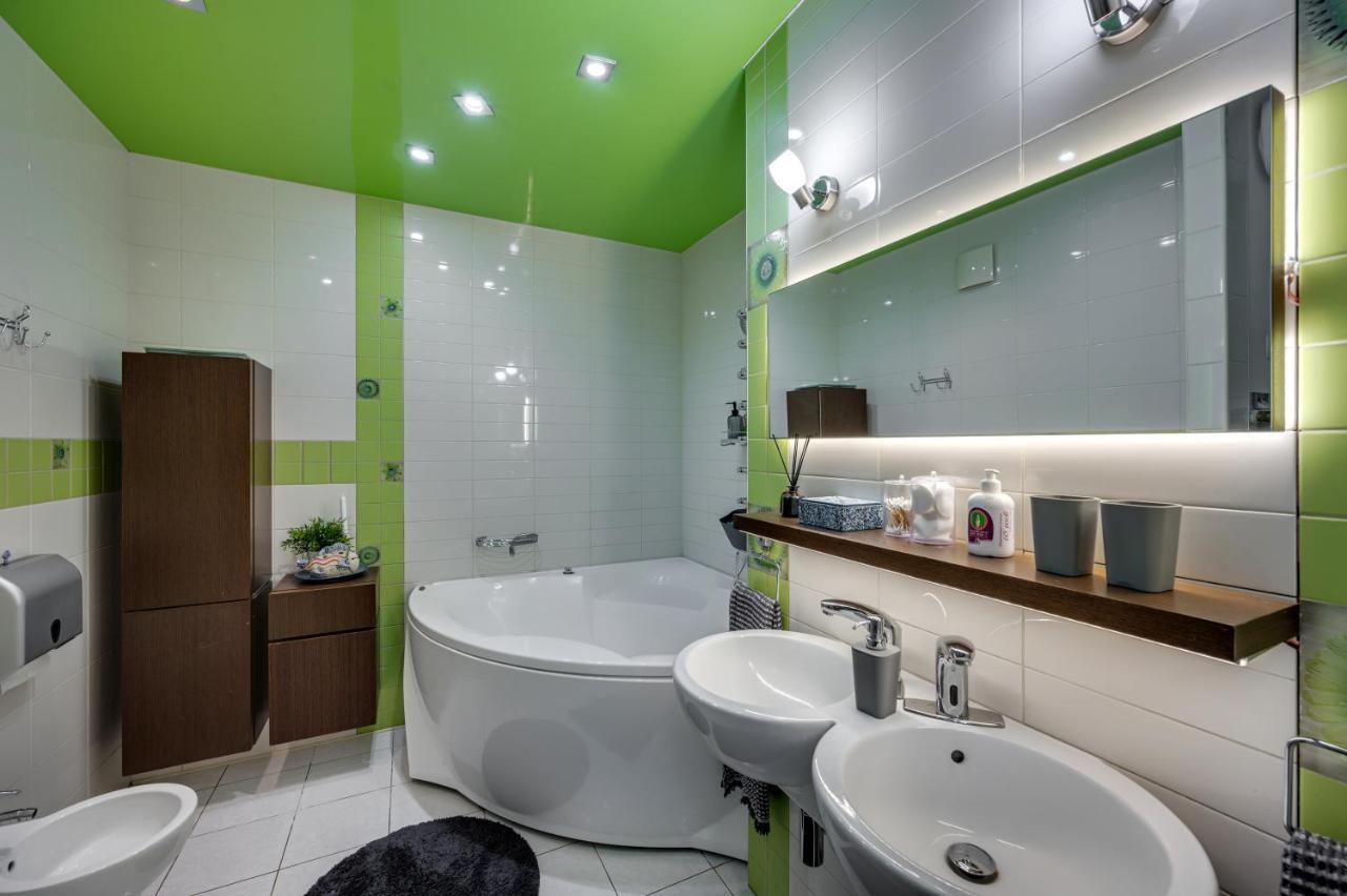 Vip Квартира, Атмосферні Boutique - Apartments Zaporizhia Exterior foto