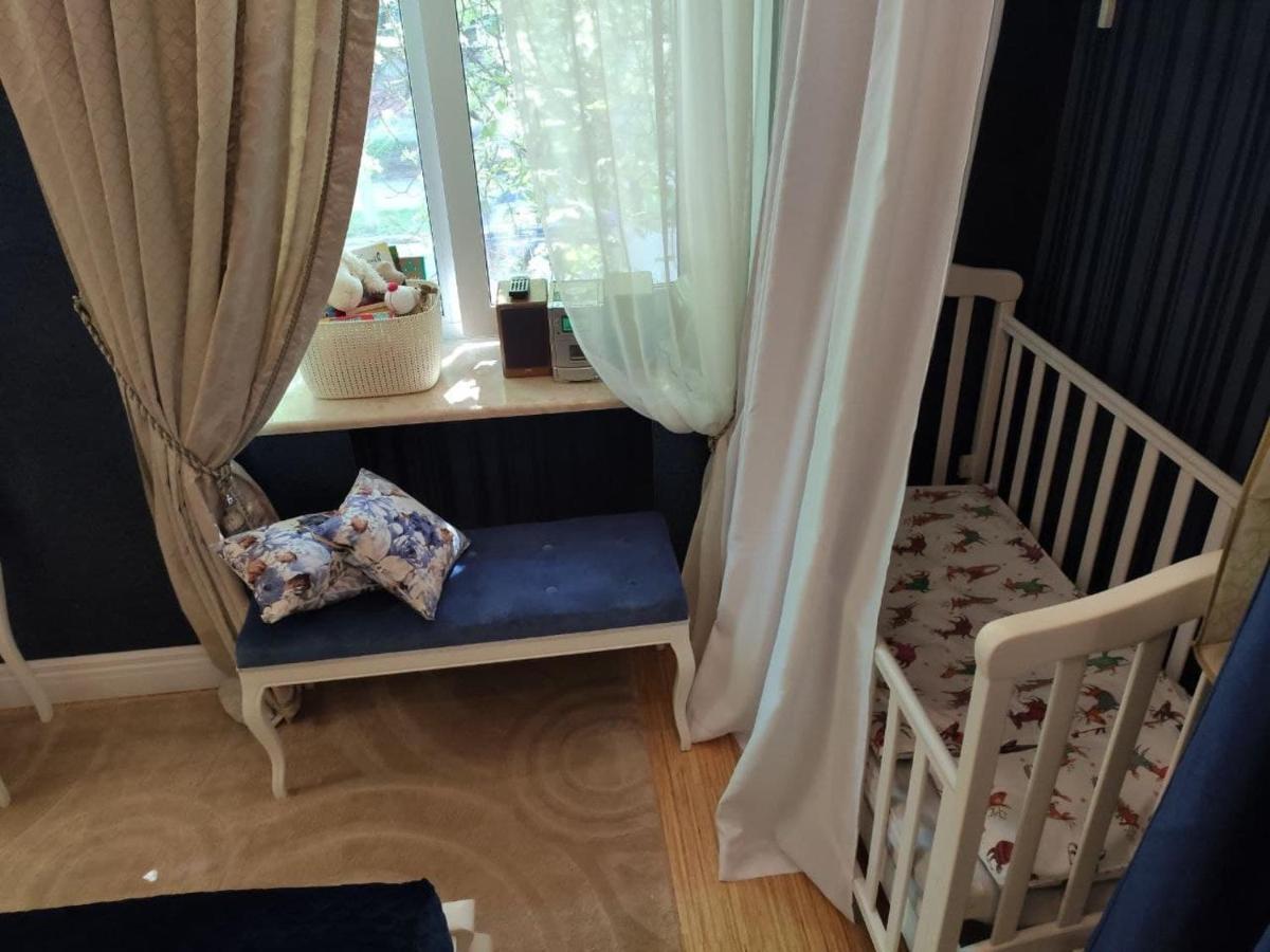 Vip Квартира, Атмосферні Boutique - Apartments Zaporizhia Exterior foto